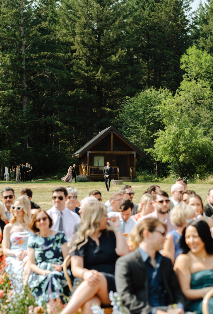 summer garden wedding in the Columbia River Gorge at Wind Mountain Ranch, outdoor ceremony with mountain views