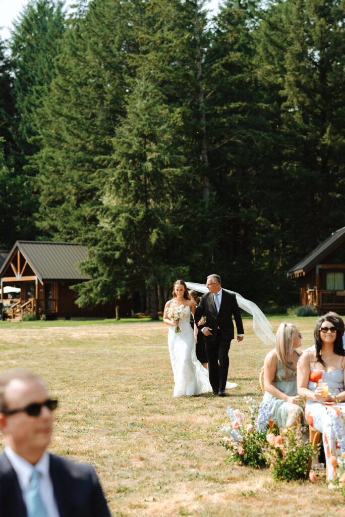 summer garden wedding in the Columbia River Gorge at Wind Mountain Ranch, outdoor ceremony with mountain views