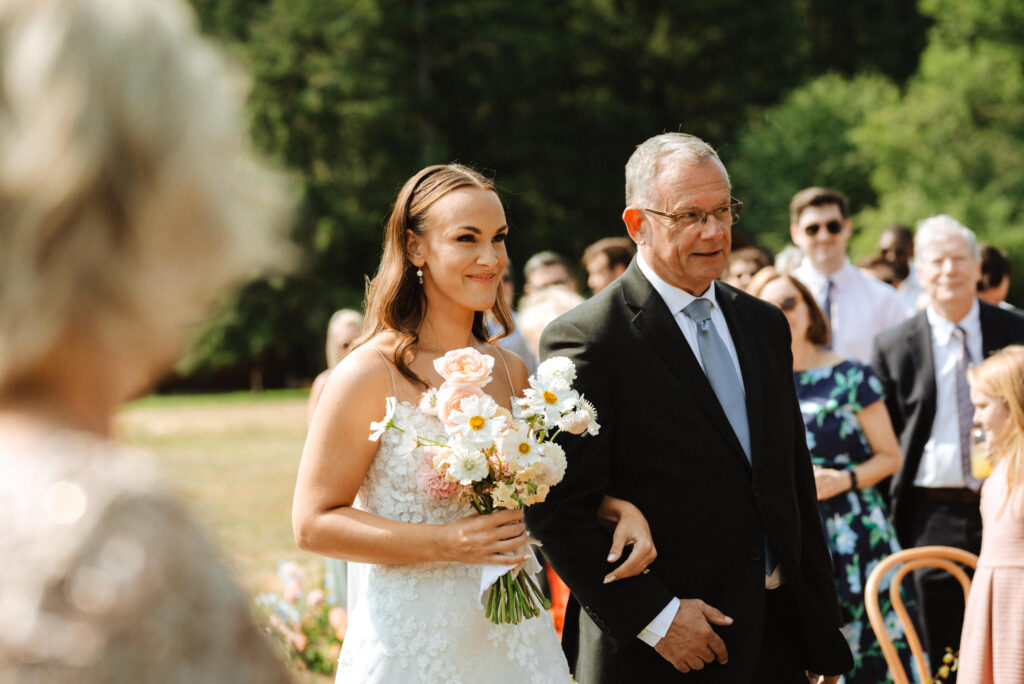 summer garden wedding in the Columbia River Gorge at Wind Mountain Ranch, outdoor ceremony with mountain views