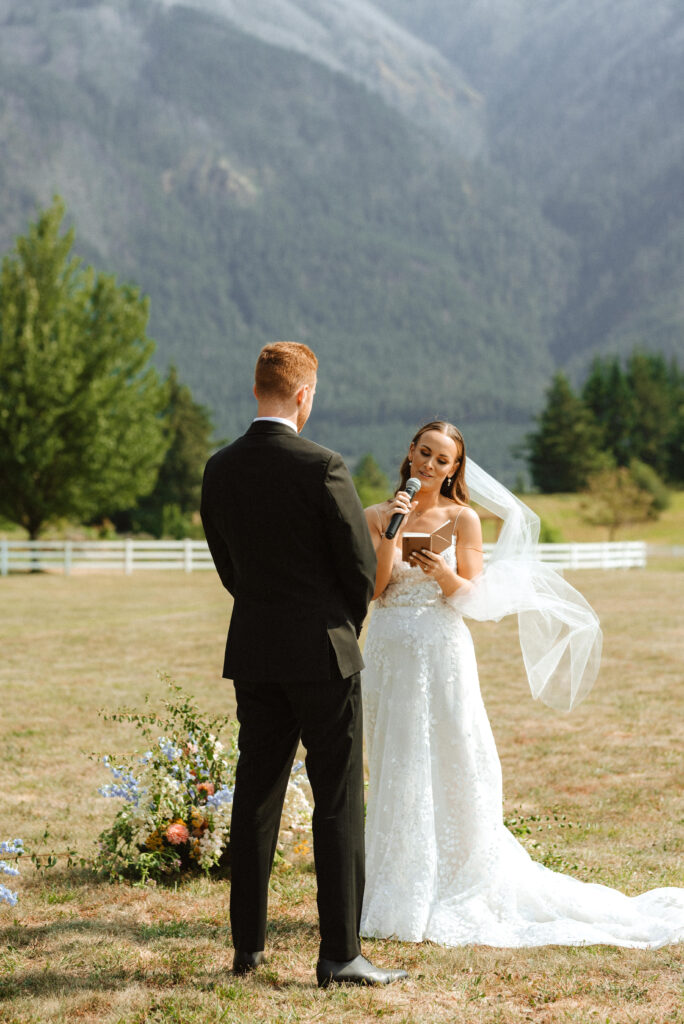 summer garden wedding in the Columbia River Gorge at Wind Mountain Ranch, outdoor ceremony with mountain views