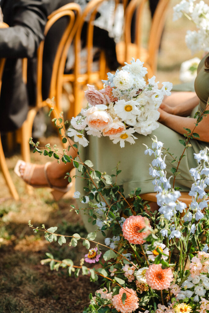 summer garden wedding in the Columbia River Gorge at Wind Mountain Ranch, outdoor ceremony with mountain views