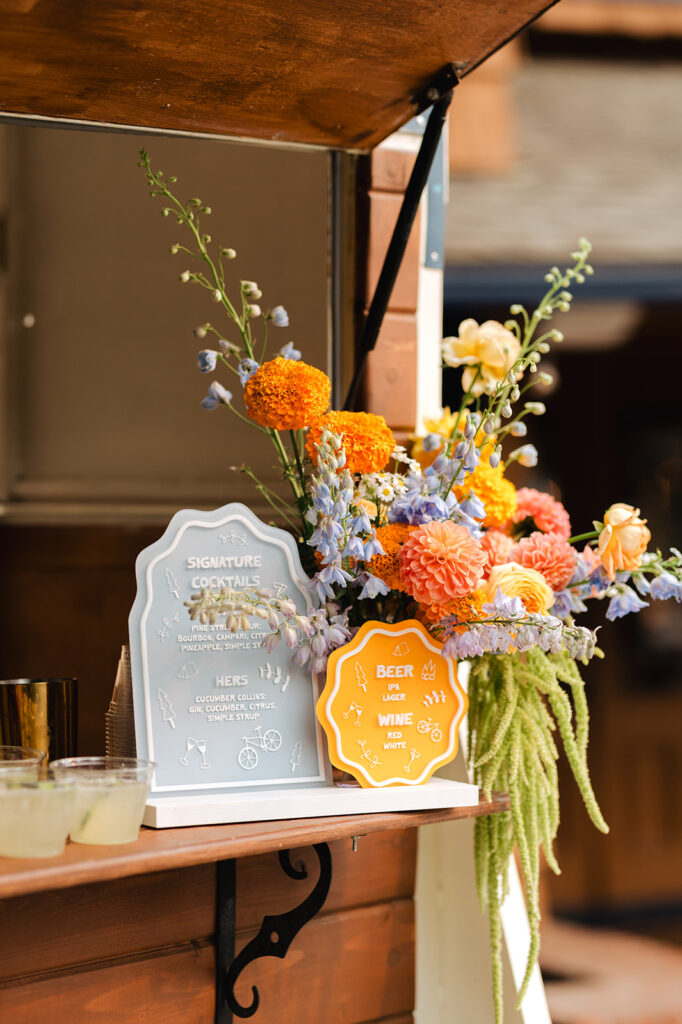 wedding details, wedding signage and wedding florals 